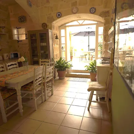 'l'artiste' Farmhouse Gozo *