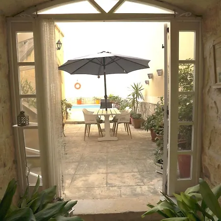 'l'artiste' Farmhouse Gozo